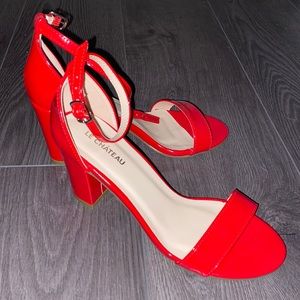 Patent red shoes